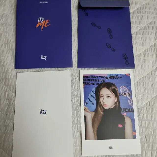 잇지 itzy 유나 예지 미니폴라포스터