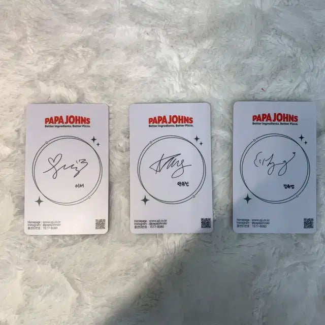 아이브 파파존스 4차 포카 판매합니다.