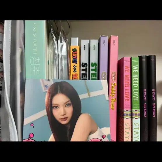 스테이씨 개봉앨범,시즌그리팅