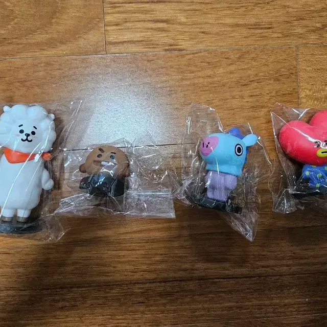 bts 방탄 bt21 알제이 , 슈키, 망, 타타 피규어
