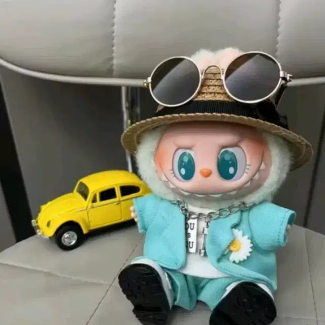 G-Dragon X Labubu 지드래곤 x 라부부 피규어
