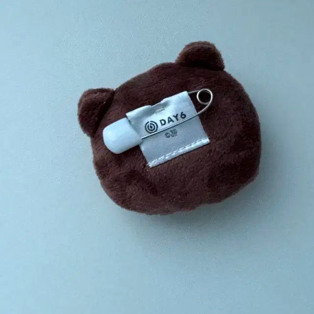 방이 데니멀즈 일본굿즈 페이스뱃지