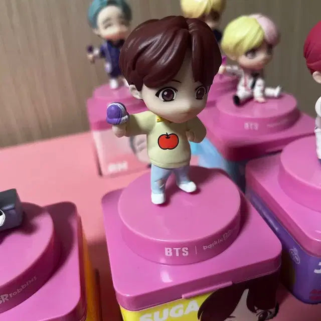 방탄 피규어