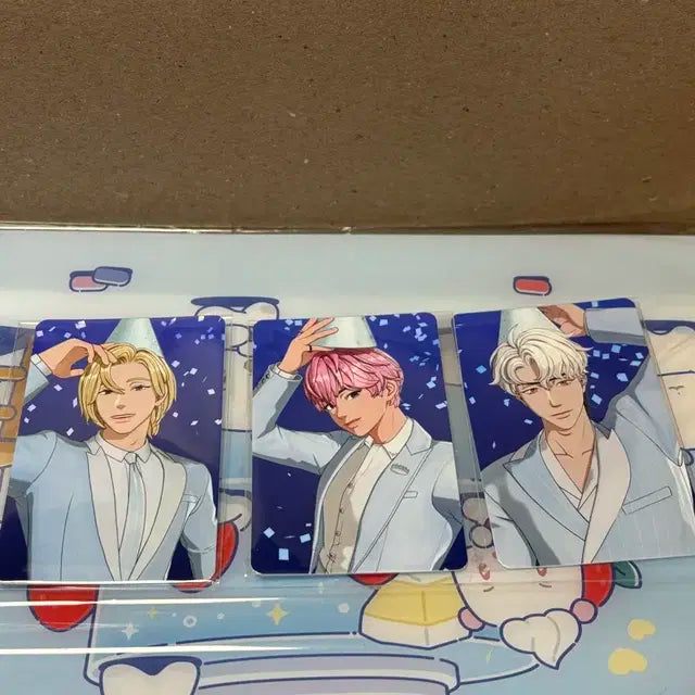 플레이브 2주년 팝업 포카