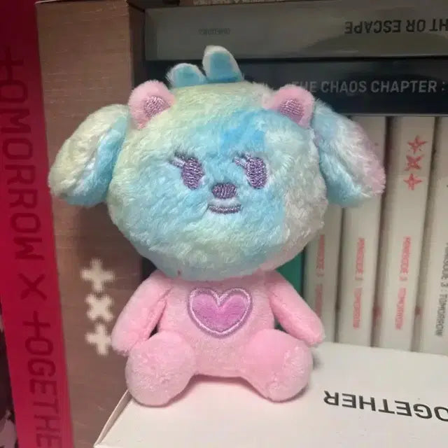 투모로우바이투게더 레인보우 밤긋 !!!!