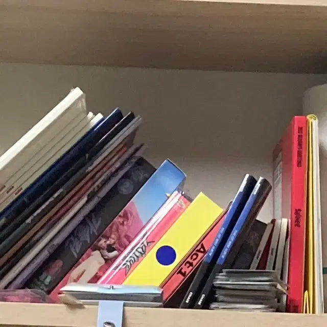 샤이니 굿즈 일괄로 가져가실분
