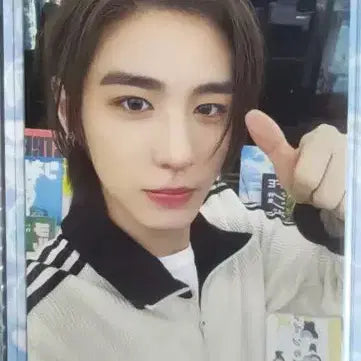AND 팝업 이한 포카