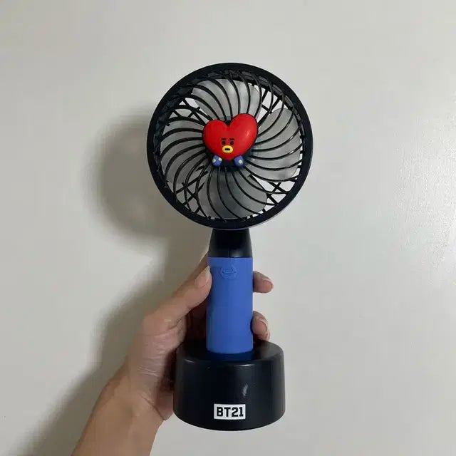 BT21 타타 손선풍기 팝니당