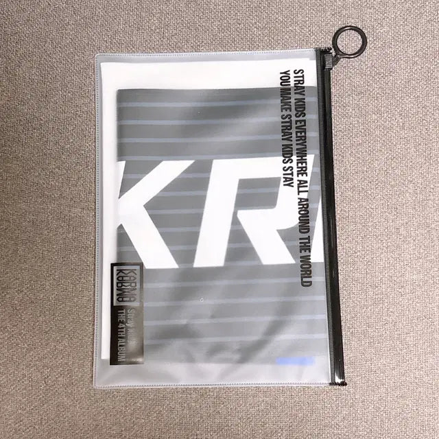 스키즈 카르마 공방 슬로건 스트레이키즈방찬리노창빈현진한지성필릭스승민아이엔