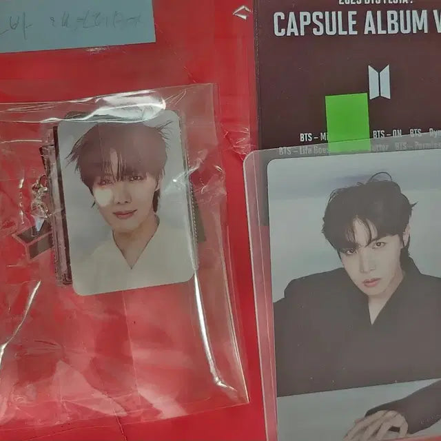 방탄 bts 위버스 캡슐앨범 팝니다.
