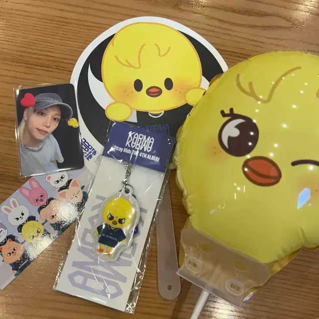 스키즈 필릭스 카르마 팝업 부채 풍선 뽁아리 럭드 포카 키링 엠디 일괄