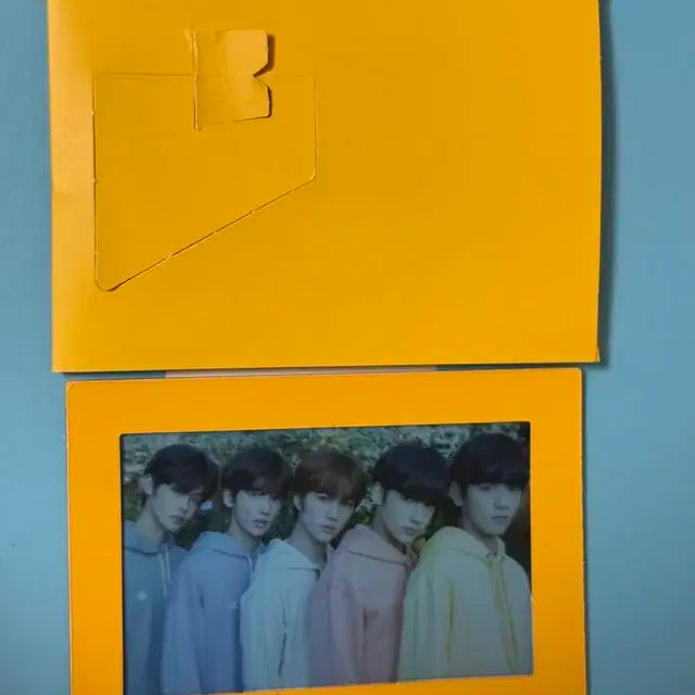 투모로우바이투게더 앨범