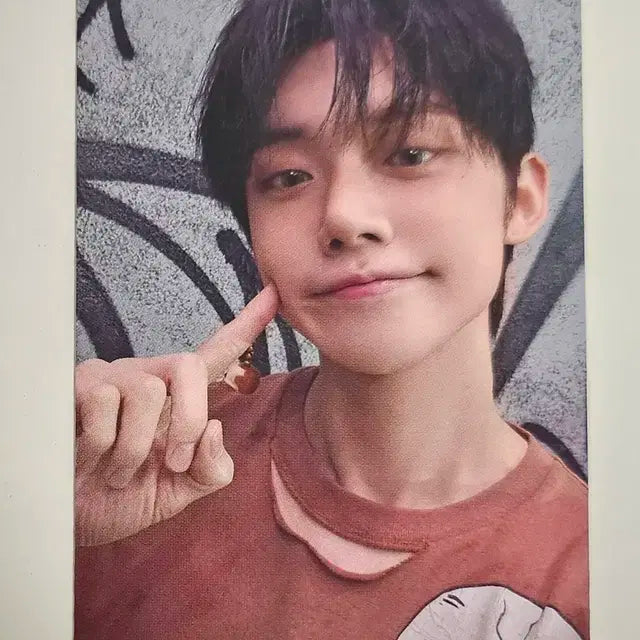 투바투 범규 포카홀더 키링 양도