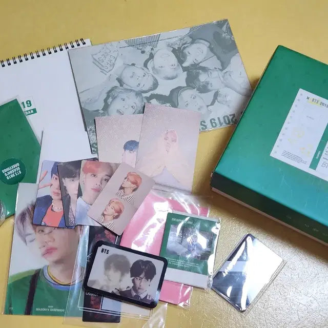 방탄소년단 굿즈 양도 일괄(교통카드, 비공굿, 앨범, 포카, 시그 등)
