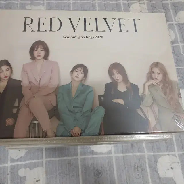 레드벨벳 미개봉 시즌그리팅 판매합니다