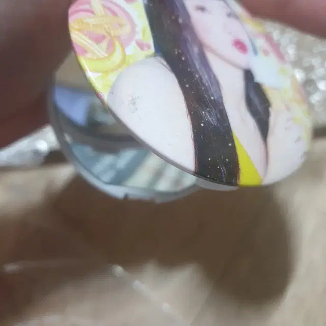 여자친구 예린 컴팩트 거울