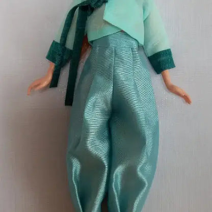 인형옷(쑥색 바지만 판매, 민트저고리 판매완료)