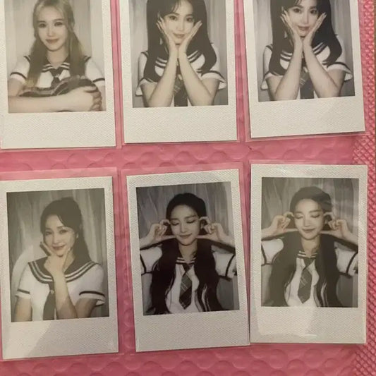 위클리 1주년 굿즈