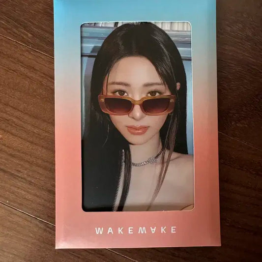 르세라핌 허윤진 웨이크메이크 이벤트 특전 양도
