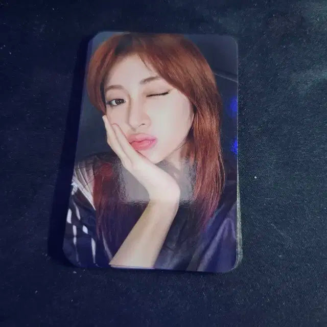 르세라핌 HOT 조은뮤직 허윤진 미공포 팝니다