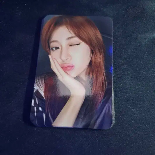 르세라핌 HOT 조은뮤직 허윤진 미공포 팝니다