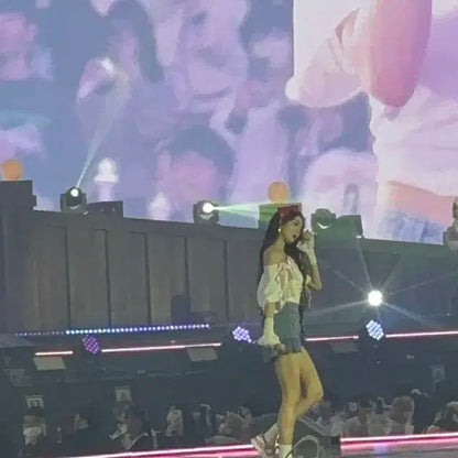 아이브 유진가을레이원영리즈이서 팬콘서트 슈스쉽 다이브존 2일차 럭드