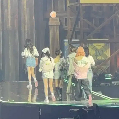 아이브 유진가을레이원영리즈이서 팬콘서트 슈스쉽 다이브존 2일차 럭드