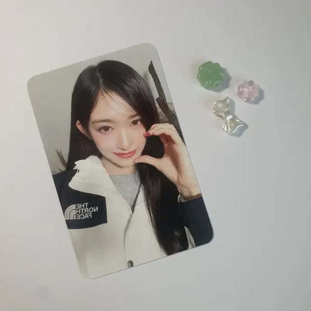 아이브 이서 노스페이스 포카