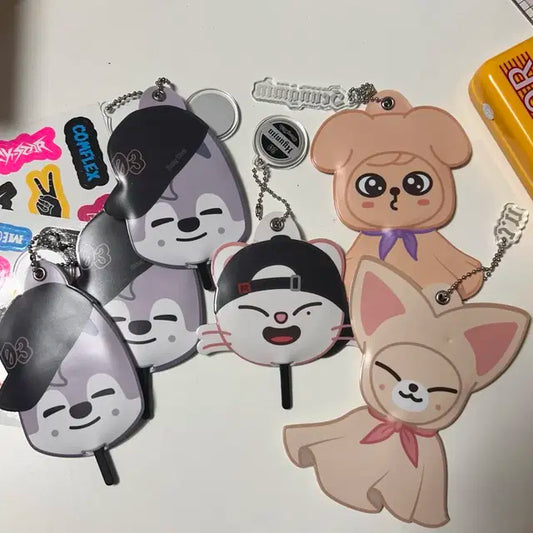 스트레이키즈 미니우치와 시즈오카 엠디 울프찬 폭시니