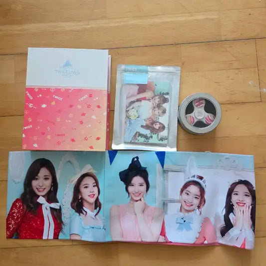 트와이스 첫콘 굿즈 판매합니다