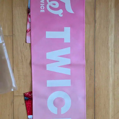 트와이스 첫콘 굿즈 판매합니다