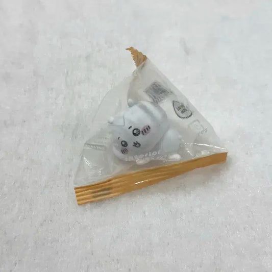 치이카와 미니 피규어 우사기 쿠리만쥬 가챠 하치와레