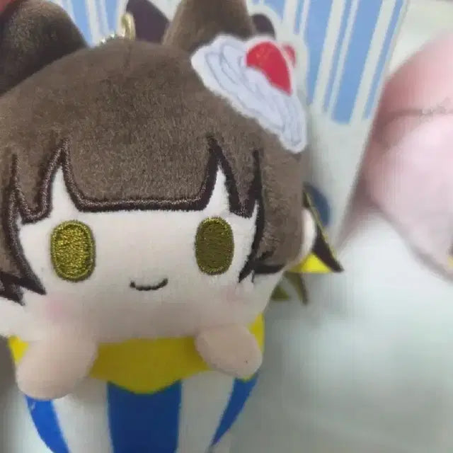 바치라 컵케이크누이