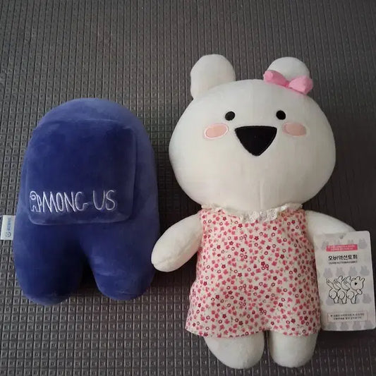 오버액션 토끼인형외