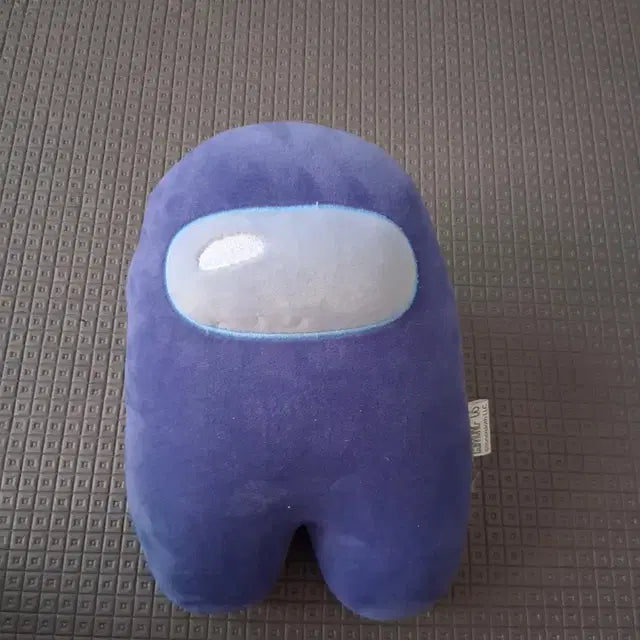 오버액션 토끼인형외