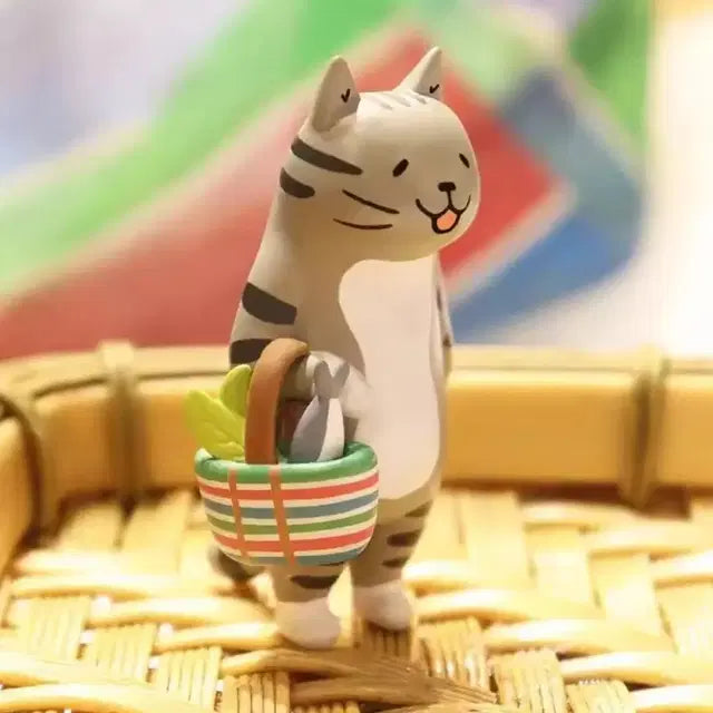 일하는 시골 고양이 피규어