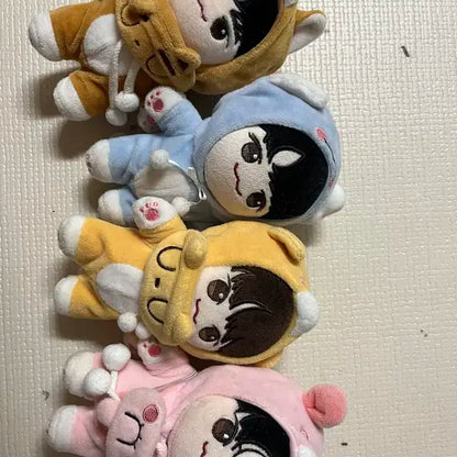 뉴이스트 인형