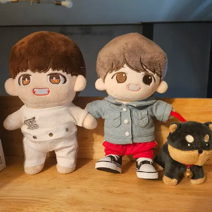 방탄 뷔 20cm 인형 일괄 판매합니다(인형옷+침대)
