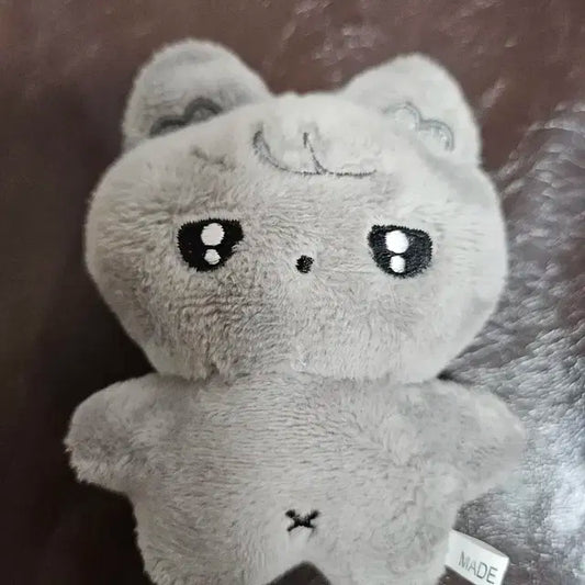 스키즈 창빈 10cm인형 돼끼