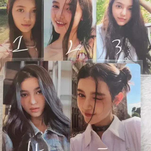 뉴진스 다니엘 어텐션 ( 가방 ) 포카 판매