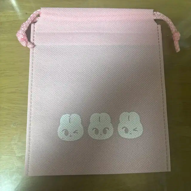 엔시티 도영 하또 인형 파우치 샷어럽