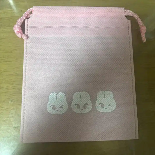 엔시티 도영 하또 인형 파우치 샷어럽