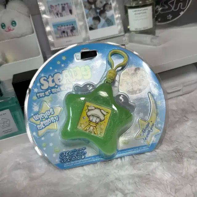 엔시티 위시 스테디 위츄 키링 카메라 료 버전