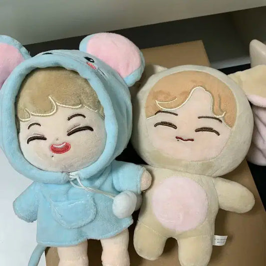 엔시티 지성 웨이션브이 윈윈 인형 팝니다
