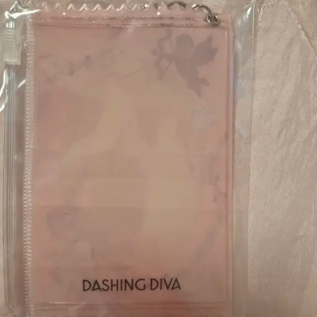 (미개봉 새상품)데싱디바 포카 파우치 팔아요 !!