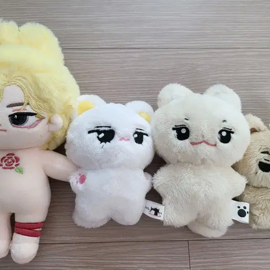 제베원 인형 팔아요!!