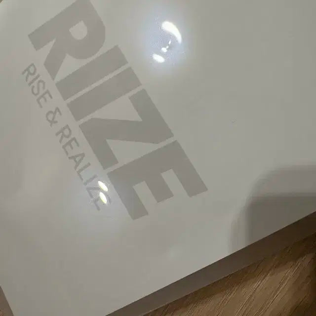 라이즈 앤톤 포스트카드 + 홀로그램 포카