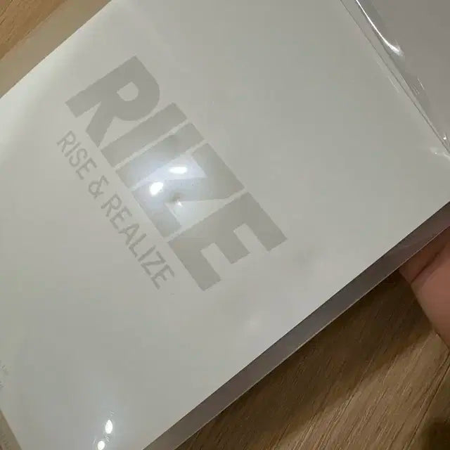 라이즈 앤톤 포스트카드 + 홀로그램 포카