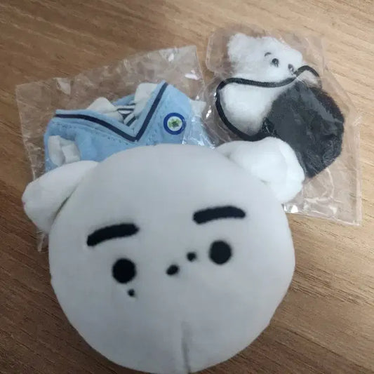 엔하이픈 성훈 인형 스트레스볼 인형옷 세트