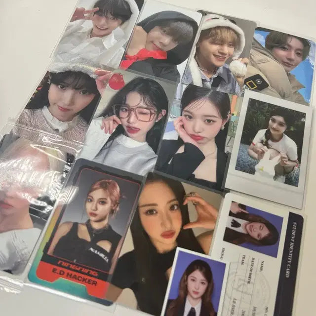 제베원 라이즈 아이유 아이브 에스파 르세라핌 포카 판매